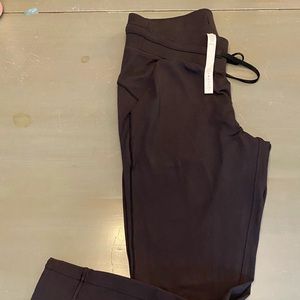 NWOT Ready to Rulu 7/8 black joggers